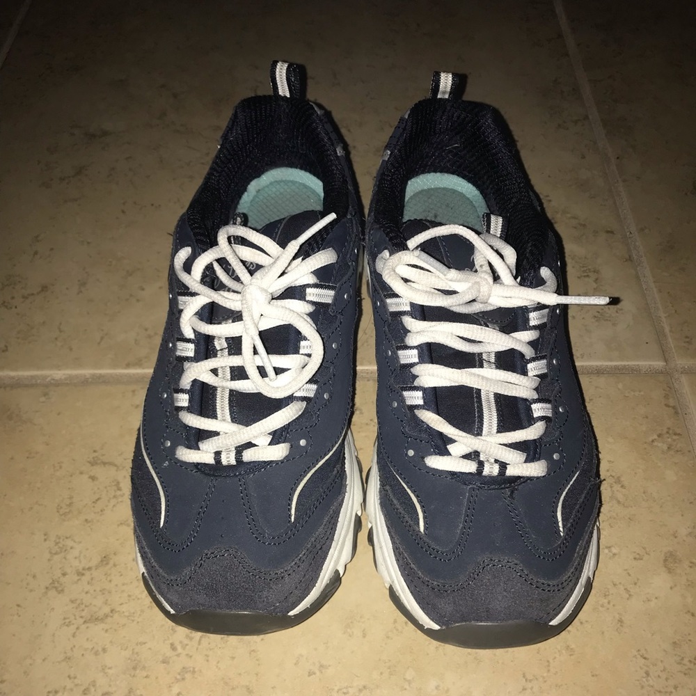 Skechers